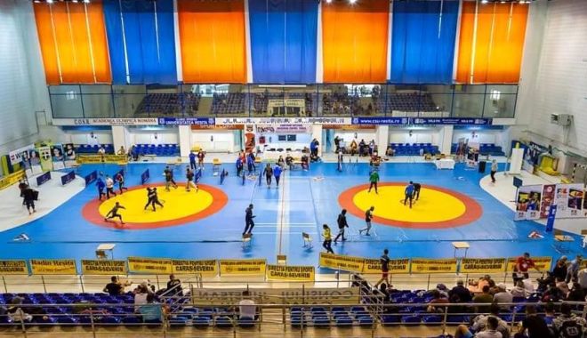 Luptătorii se întrec pe litoral pentru titlurile de campioni şi Cupa României - 24545567835592089298905831689926-1634111378.jpg