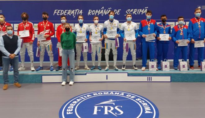 Scrimă / CS Universitatea Craiova, noua campioană națională la spadă tineret - 24600908120396989628465266239712-1634305110.jpg