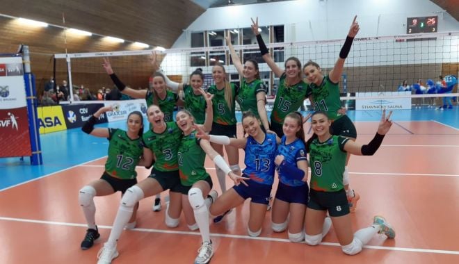 Volei / CSM Lugoj, ca şi calificată în şaisprezecimile de finală ale Cupei Challenge - 24871993128839938661855072660789-1635409737.jpg