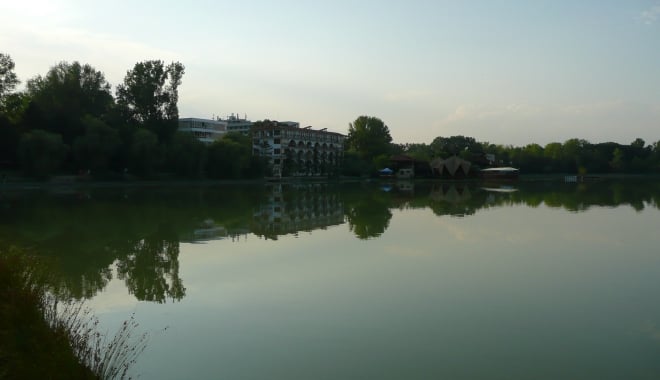 Depistați în timp ce pescuiau ilegal - 24963094-1487145064.jpg