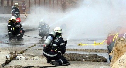 Pompierii au sărbătorit ieri, la datorie, Ziua Protecției Civile - 24c50088504fe8e618239b175d4f1745.jpg