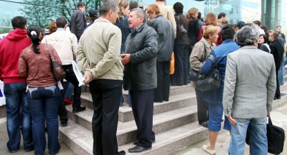 A început să scadă rata șomajului - 24d78c489606c1a9fcb8f08c8069a5ad.jpg