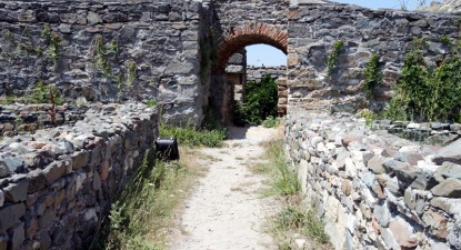 Histria, cetatea pierdută de pe harta turismului dobrogean - 24fe7c0ccc301185c71eae88b71d6b65.jpg