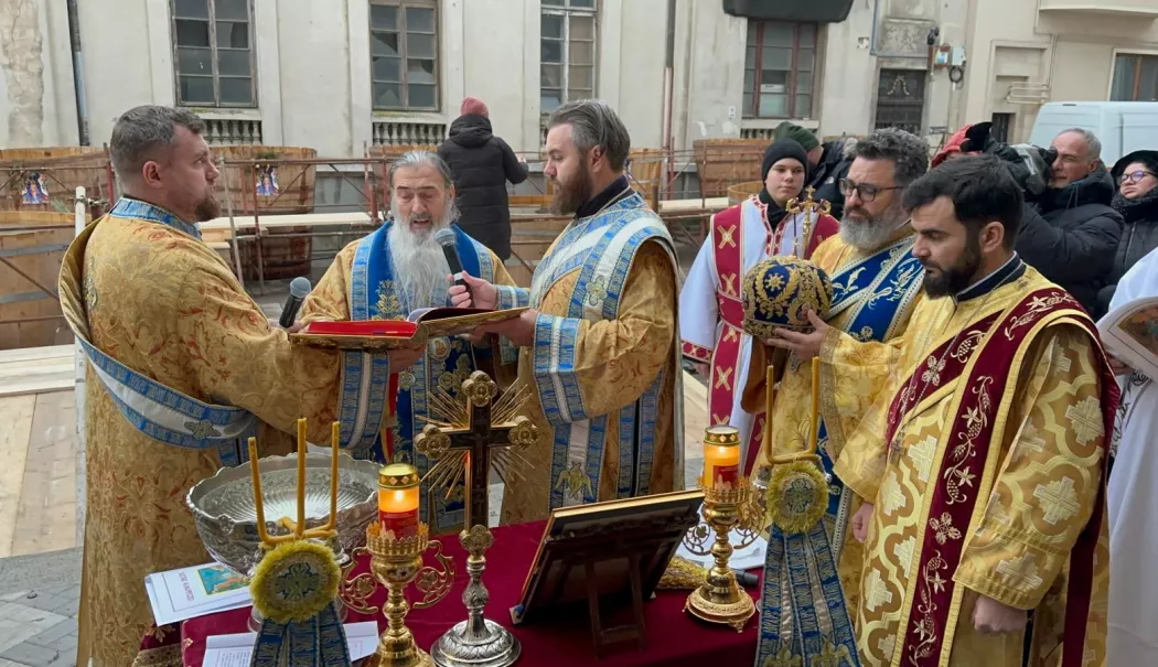 ÎPS Teodosie sfințește Agheasma Mare la Catedrala arhiepiscopală