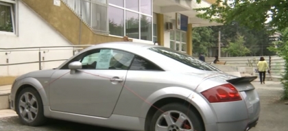 O mașină a fost confiscată pentru neplata impozitului auto - 25254193-1430752181.jpg