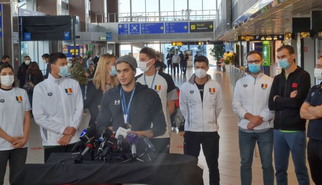 Nataţie / Delegația României participantă la Campionatul European de la Kazan s-a întors în țară - 25460147244742586592953618198325-1636374317.jpg