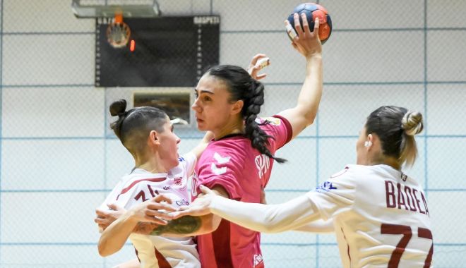 Handbal / CS Minaur, învingătoare în prima partidă din cadrul turneului amical de la Baia Mare - 25911534930252154854395263626334-1640766424.jpg