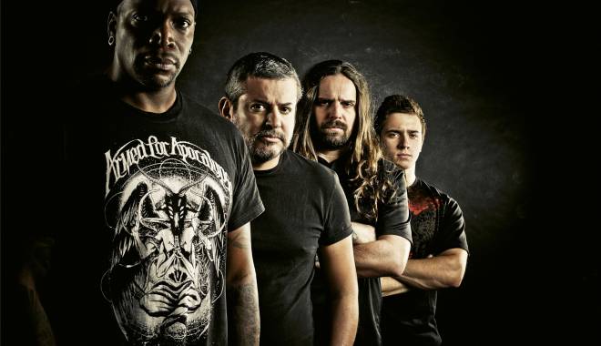 Măsuri extreme de siguranță la concertul Sepultura din România - 2596220sepultura2012photo1-1447427104.jpg
