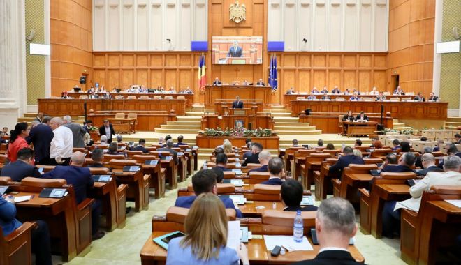 Parlament: Măsuri pentru implementarea legii de reducere a cheltuielilor