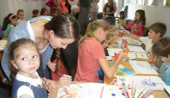 Copiii cu diabet au pătruns în lumea magică a culorilor - 25iunieacuarelecustelepentrudiab-1403710783.jpg