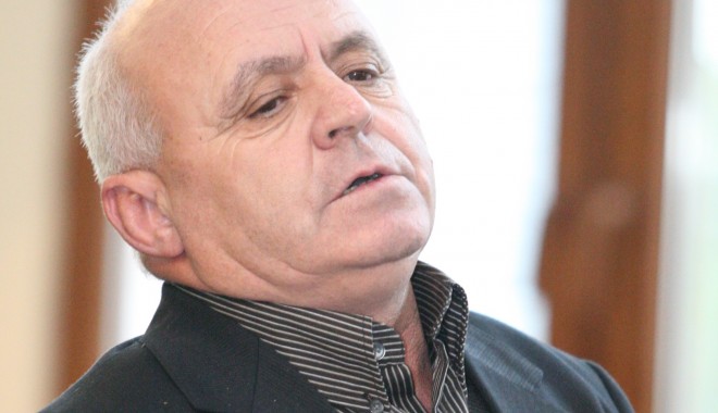 Incendiu pus de o femeie geloasă, stins de primarul din Mihai Viteazu - 25octombrieincendiustinsprimar-1351154586.jpg