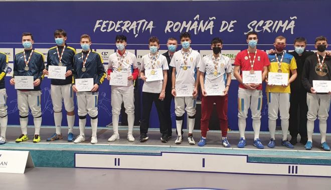 Scrimă / Echipa CS Dinamo Bucureşti 1, noua campioană națională la sabie - juniori - 26019601220707462897417936119384-1637850841.jpg