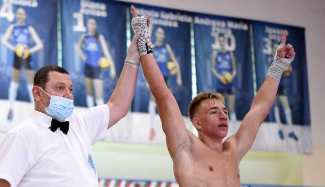 Kickboxing / Sportivul Fabian Popa, de la CS Medgidia, participă la Centura României la Kickboxing - 26493990135740726093845555381372-1638971980.jpg