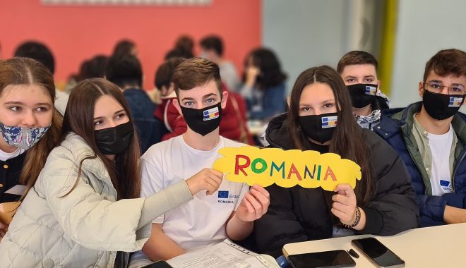O echipă a Școlii „Viceamiral Ioan Murgescu” a vizitat Grecia, printr-un proiect Erasmus+ - 26765945923948854906478712363603-1639909975.jpg