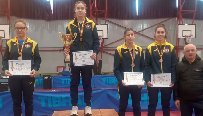 Tenis de masă / Elena Zaharia, medaliată cu aur la Top 16 - seniori - 26975142245718020728753022111910-1640182566.jpg