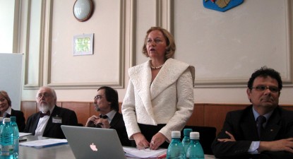 Ambasadorul Republicii Peru, distins cu titlul Dr. Honoris Causa al Universității 
