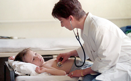 Și copiii suferă de colită? - 26ianmedicul-1327596333.jpg