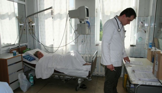 Numărul medicilor constănțeni care au căzut la înțelegere cu statul, mai mare decât în 2010 - 26iuliecontractemedici-1311680780.jpg
