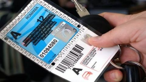 ATENȚIE! Valabilitatea rovinietei poate fi verificată online - 26iunierovinieta-1340708440.jpg