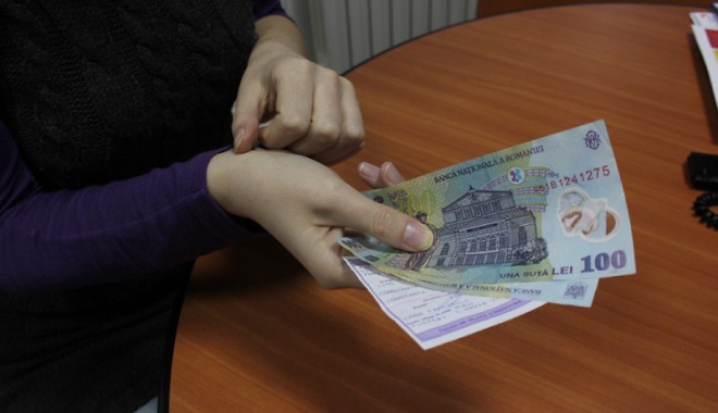 Când riscați să vă treziți cu pensia micșorată sau mărită? - 26martiefondpensii-1364308164.jpg