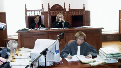 Când se poate cere judecarea unui dosar în altă localitate? - 26martiestramutaredosar-1332775363.jpg