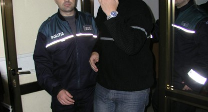 Ștefan Niculescu și Shyti Blenis, detenție pe viață pentru triplul asasinat de la Mangalia - 2701af0efcd3cfce28e8d02b421ebb17.jpg