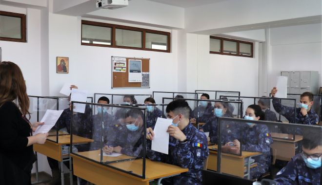 Elevi militari se întrec în cunoștințe de cultură generală - 27185845410379430167536917591933-1643041294.jpg