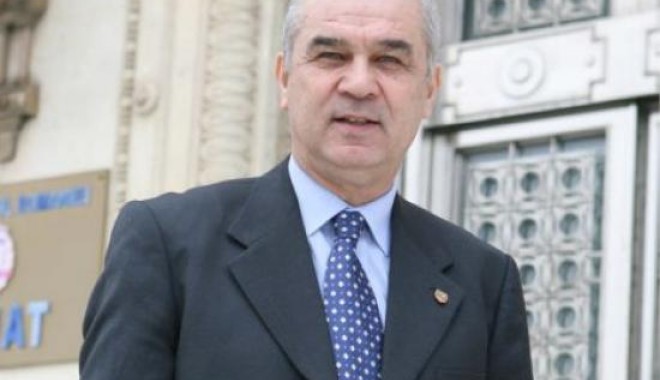 Anghel Iordănescu a acceptat să rămână director tehnic al FRF - 27342angheliordanescu1-1394126339.jpg