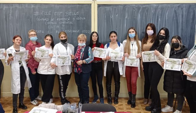 28 de liceeni participanți la prima ediție a concursului „#ELLE EST BELLE