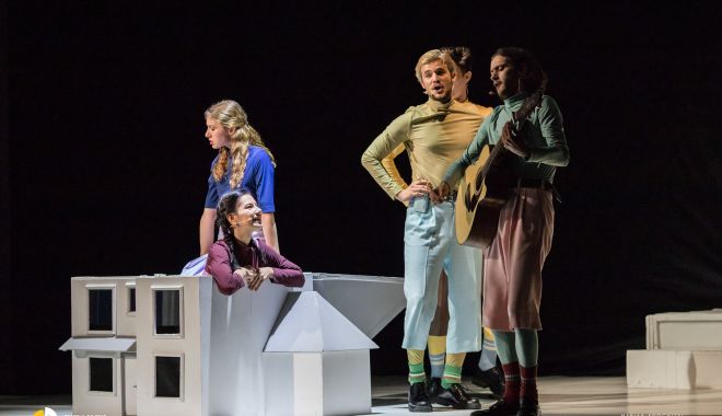 Teatrul de Stat oferă o reprezentație la matineu adolescenților din centrele de plasament - 27602416532789682689916874067178-1647768327.jpg