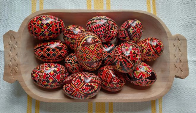 Meșteșugul încondeierii ouălor, povestit la Muzeul de Artă Populară