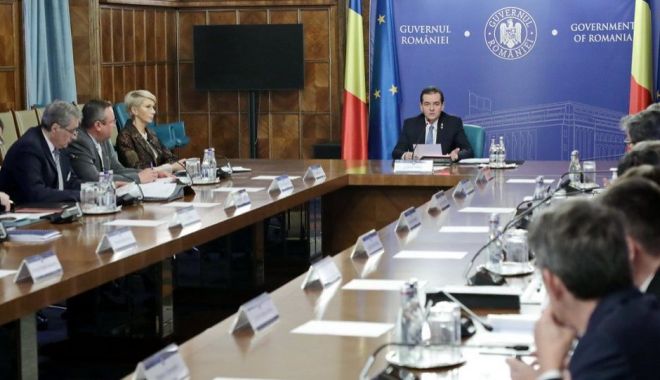 Guvernul a majorat prin ordonanță de urgență veniturile în DSP-uri - 28262599-1596820406.jpg