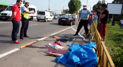Moartea vine la vârsta a treia cu scârțâit de frână - 28847f396305d905bc678a7288ceb1a2.jpg