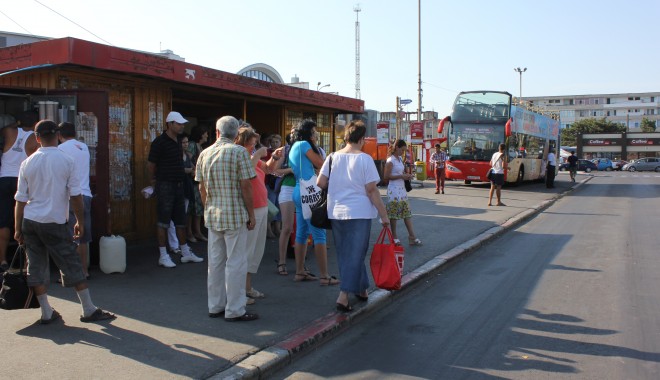 Autobuzele R.A.T.C. pe ruta Constanța - Mamaia, suspendate de lunea viitoare - 28augusttigarigara-1377685087.jpg