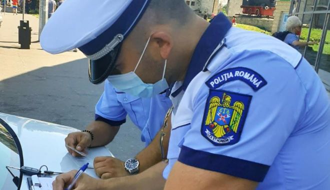 RAZIE LA GARA CONSTANȚA. Polițiștii au dat zeci de amenzi! - 28iuliegarapolitisti-1595920954.jpg