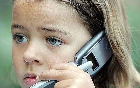 Minorii reclamă la Telefonul Copilului că părinții nu au de muncă - 28iulietelefonulcopilului-1311838290.jpg