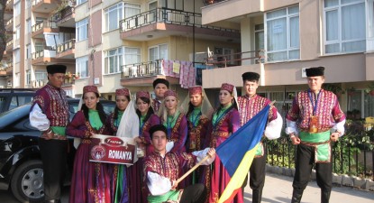 Parada lumii turcice, la Festivalul de la Yalova - 292ba5ccb0af067365526de09c211af7.jpg