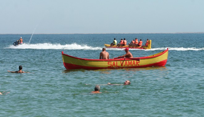 Turist salvat de la înec, în stațiunea Costinești - 29augustturistsalvatdelainec-1409300989.jpg