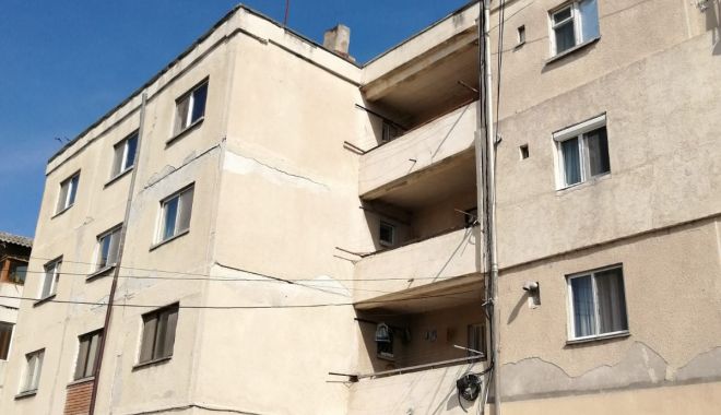AMENINȚARE CU SINUCIDEREA, la Murfatlar! Desfășurare de forțe la fața locului! - 29martsinucideremurfatlar-1617016858.jpg