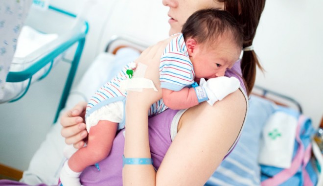 Cum faci față copilului  care plânge mult noaptea - 29novplange-1385728590.jpg