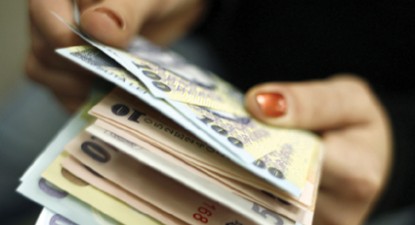 Numeroase drepturi salariale restante din anii precedenți vor fi achitate în 2010 - 2a56714006ae605b97a769d6fb7ddcb1.jpg