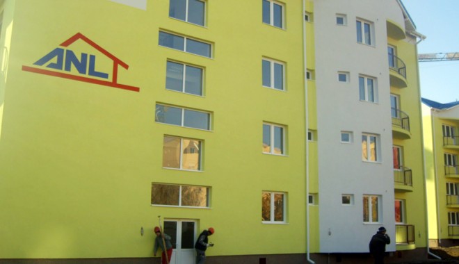 Primăria va evacua 15 familii  din blocurile ANL - 2blocurianl-1351780615.jpg