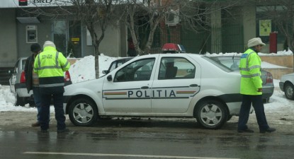 Conducea  un autoturism,  deși nu avea permis - 2cab658e11ce5a5ae950d3a8e2197386-1353099037.jpg