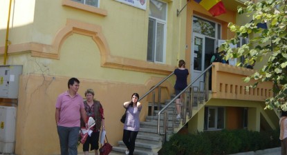 Ieri, inspectorul școlar general a refuzat dialogul cu directorii - 2e7578a7069c02837a4a975ddc377872.jpg
