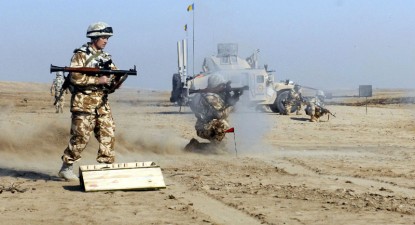 27 de militari români, decorați de ambasada SUA pentru fapte de curaj în teatrele de operații din Irak - 2eaa7a854bbe0ca588aa9cd22efdf4c1.jpg