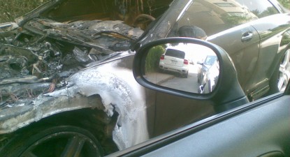 Mercedes incendiat în Faleză Nord - 2f38e266bfecbac1601445e864b1639a.jpg