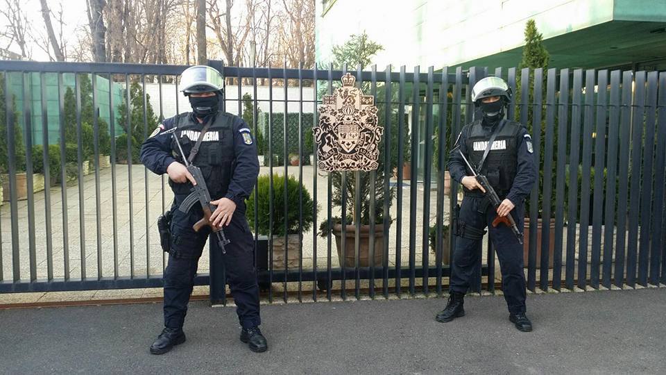 Jandarmeria Română, reorganizată. Trupele fixate la paza clădirilor vor ieşi în teren - 2jandarmerie2-1763463303.jpg