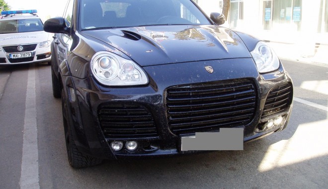 Porsche Cayenne furat din Rusia, depistat la frontieră - 2maiporschegardap1010013-1335953068.jpg