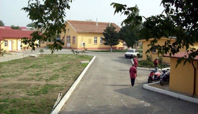 Bătaie pe… locul mortului! - 2octfondcentruladultinegruv-1349187387.jpg
