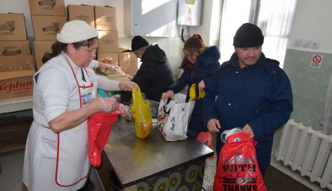 300.000 de bătrâni sărmani vor beneficia de mese calde - 300000debatranisarmani-1602841105.jpg